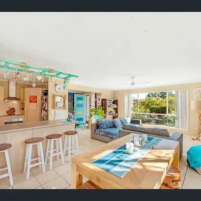 Second view of Homely house listing, 7 ETELKA WAY, Arundel QLD 4214