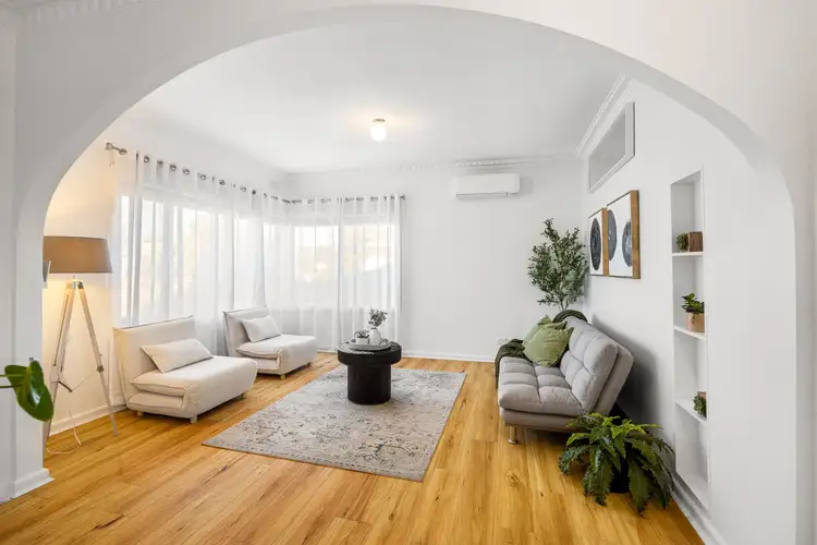 29 WATSONS ROAD, Newcomb VIC 3219