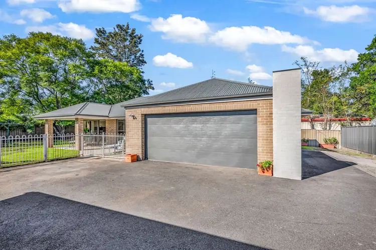 42A GEORGE STREET, East Maitland NSW 2323