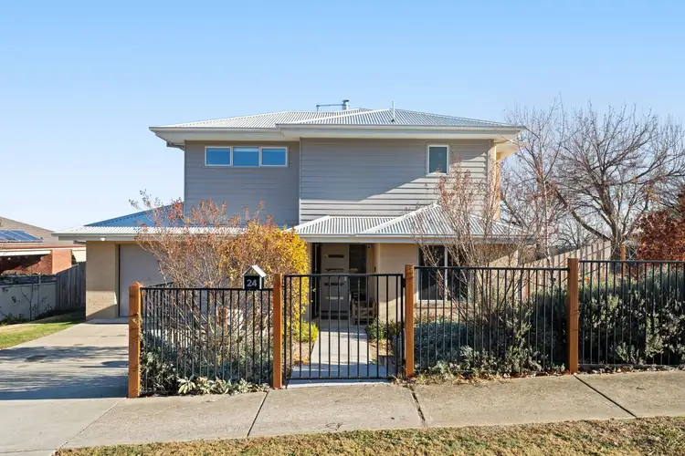 24 WARNER ROAD, Beechworth VIC 3747