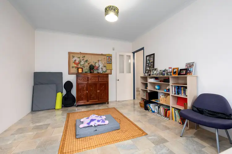 Sixth view of Homely house listing, 30 MCMAHON WAY, Kardinya WA 6163