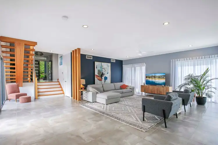 Third view of Homely house listing, 4/213 Taringa Parade, Taringa QLD 4068