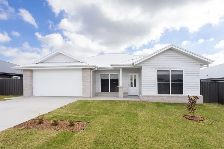 8 Charolais Drive, tamworth NSW 2340