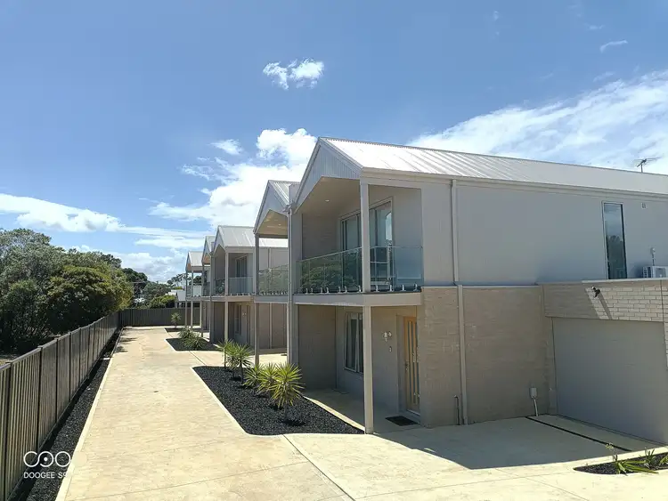 UNIT 3/47 LEVIENS ROAD, St Leonards VIC 3223