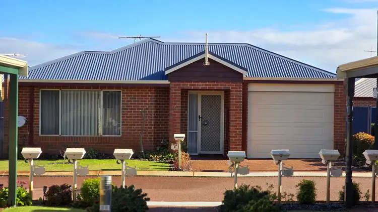 58 CANNA DRIVE, Canning Vale WA 6155
