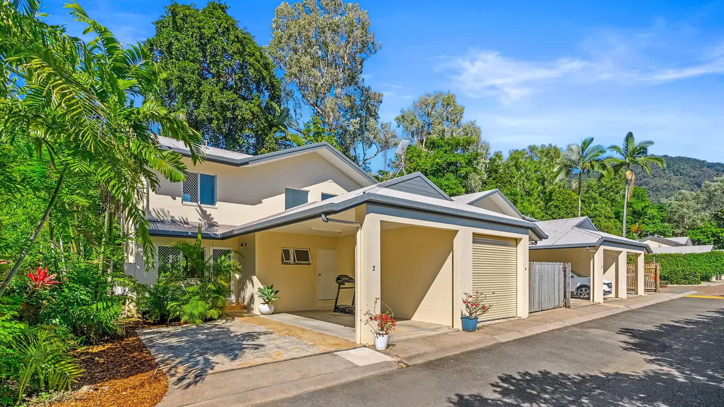 Main view of Homely unit listing, UNIT 3/5-15 MCGREGOR STREET, Mooroobool QLD 4870