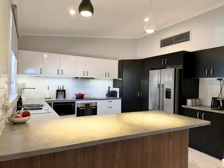 100 BLOOMFIELD STREET, Gillen NT 870