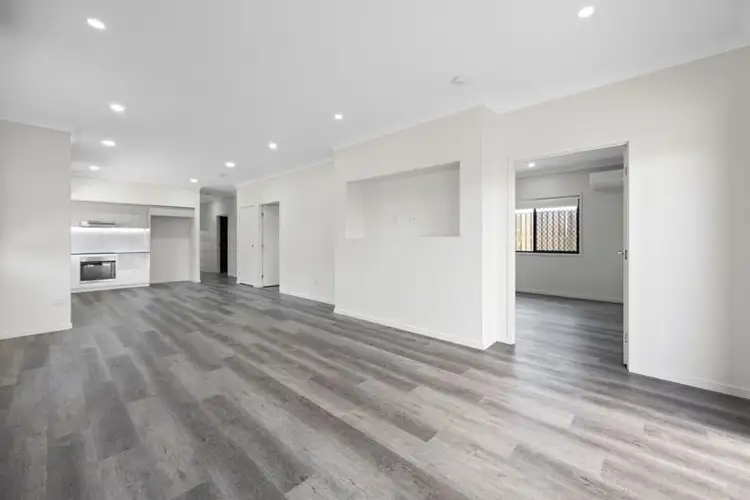 Fourth view of Homely house listing, 39 CHENOWETH DRIVE, Blacks Beach QLD 4740
