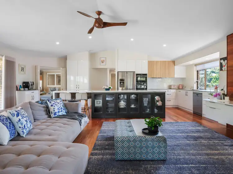 Second view of Homely house listing, 6 MARSHALL PLACE, Ferny Grove QLD 4055