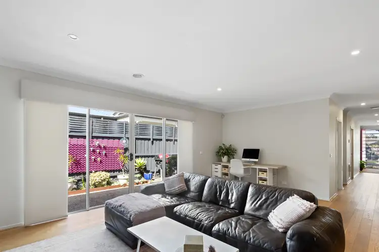 Sixth view of Homely house listing, 8 PASADENA CIRCUIT, Point Cook VIC 3030
