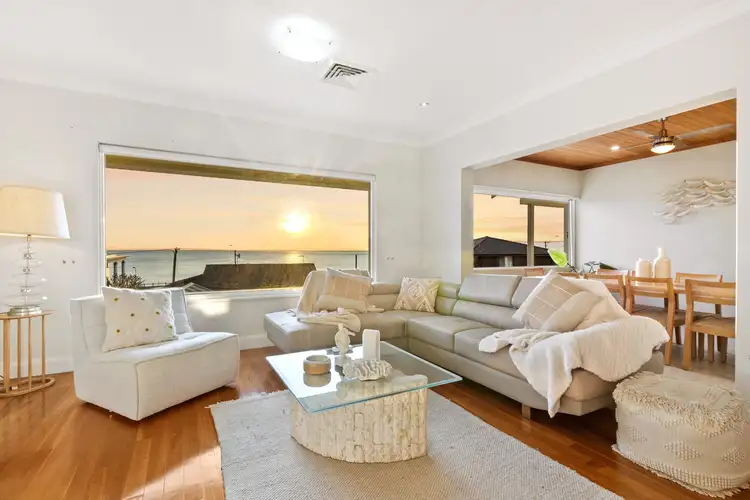 UNIT 4/6 NORTH BEACH ROAD, North Beach WA 6020