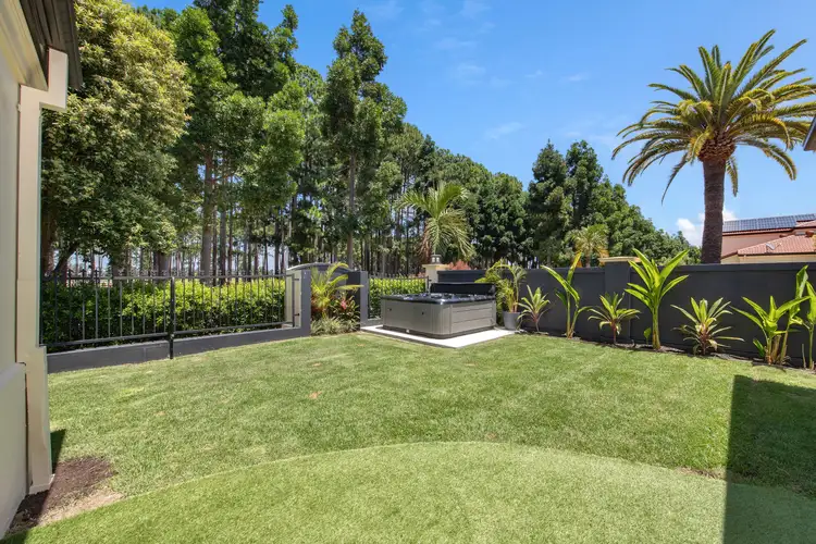 1/38-56 Caseys Road, Hope Island QLD 4212
