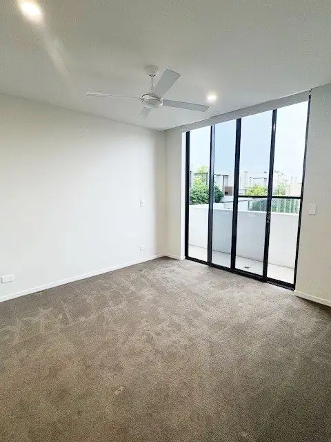 Fourth view of Homely unit listing, UNIT 101/37 Sickle Avenue, Hope Island QLD 4212