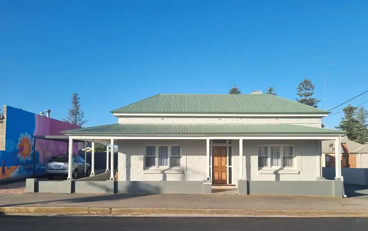 33 Hughes Street, Wallaroo SA 5556