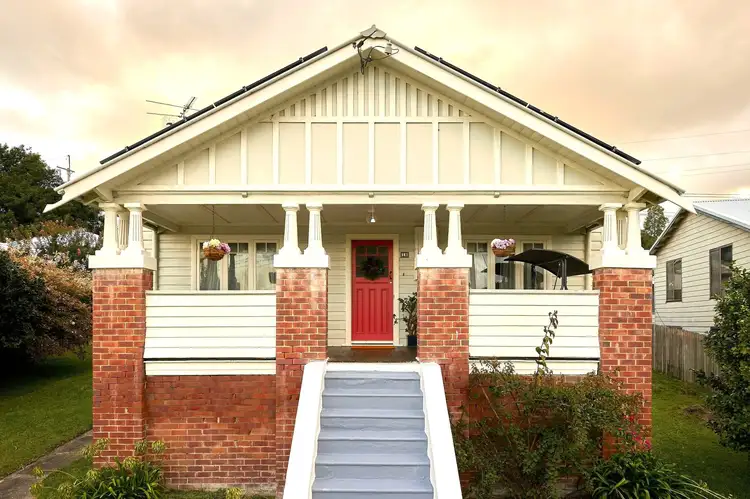 18 Awaba Street, Teralba NSW 2284