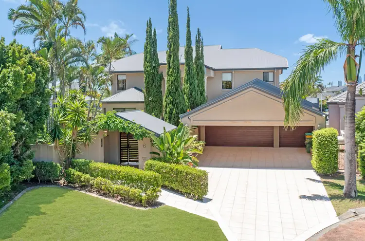 6 CHANTILLY CLOSE, Benowa QLD 4217