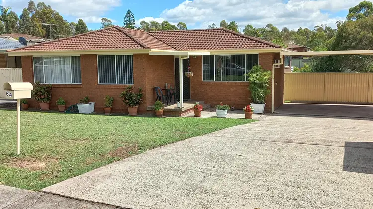 64 Yarramundi Drive, Dean Park NSW 2761