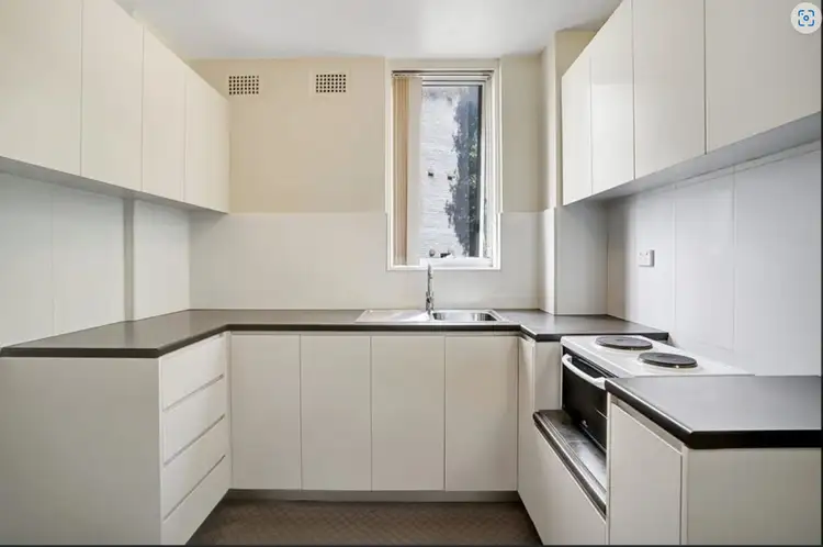 Second view of Homely studio listing, UNIT 9/16-18 ROSLYN GARDENS, Rushcutters Bay NSW 2011