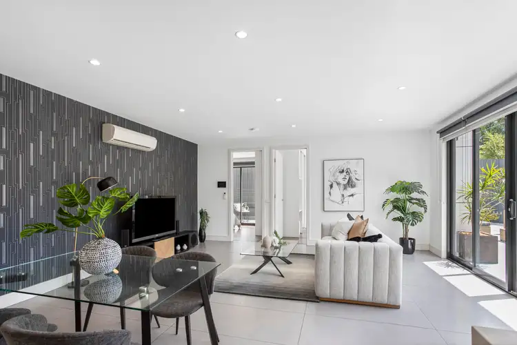 FLAT 5/181 Neerim Road, Carnegie VIC 3163
