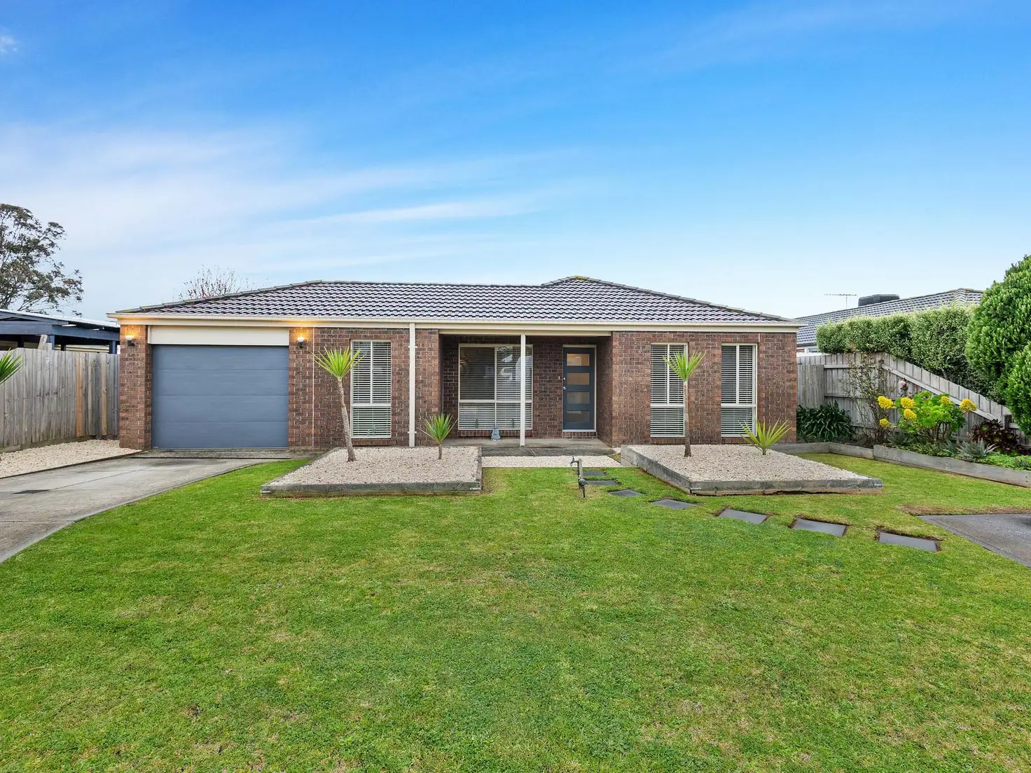 Main view of Homely house listing, 33 MARINERS WAY, Hastings VIC 3915
