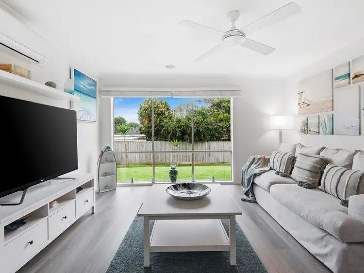 Third view of Homely house listing, 33 MARINERS WAY, Hastings VIC 3915