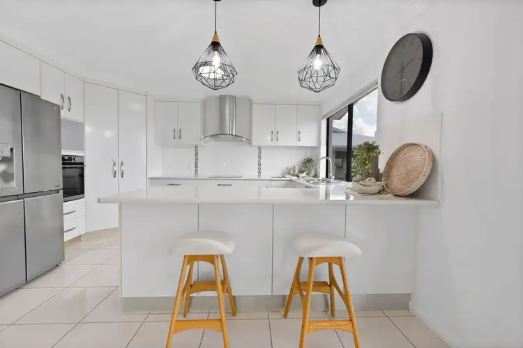 Fifth view of Homely house listing, 10 Douglas Crescent, Rural View QLD 4740