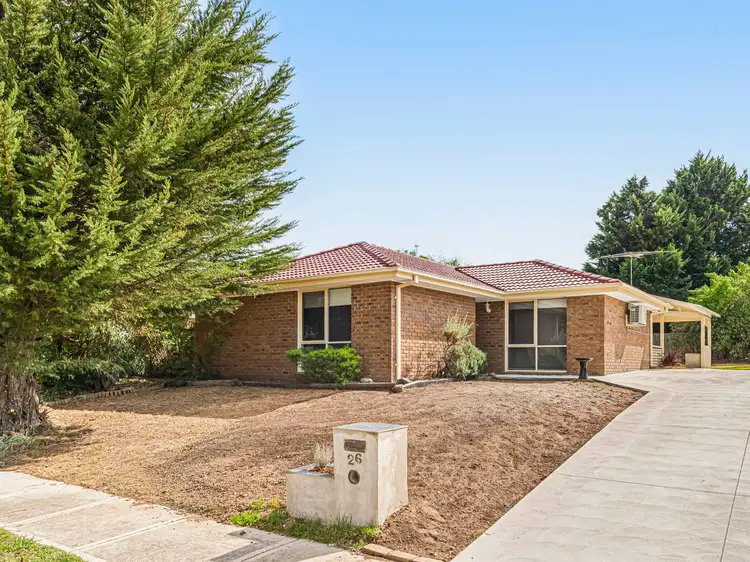26 SARAH PLACE, Hampton Park VIC 3976