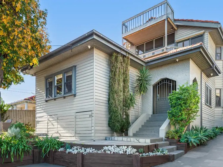 4 Sargood Street, Hampton VIC 3188