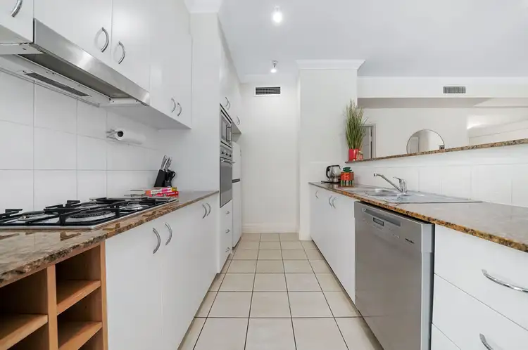 Fifth view of Homely unit listing, 2/4 Karrabee Ave, Huntleys Cove NSW 2111