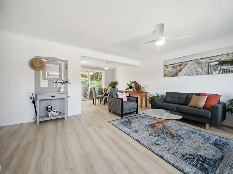 UNIT 6/271 Christine Avenue, Varsity Lakes QLD 4227