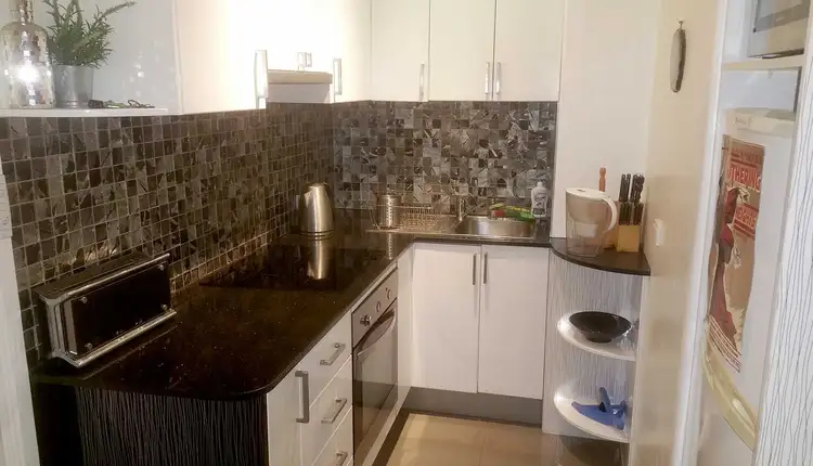 Third view of Homely studio listing, UNIT 1/42 WATERLOO CRESCENT, St Kilda VIC 3182