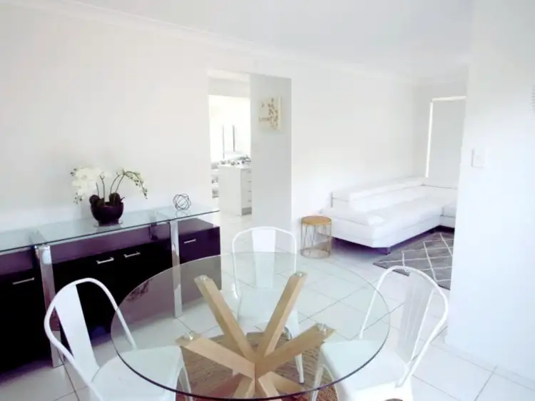 50/30 Carmarthen Circuit, Pacific Pines QLD 4211