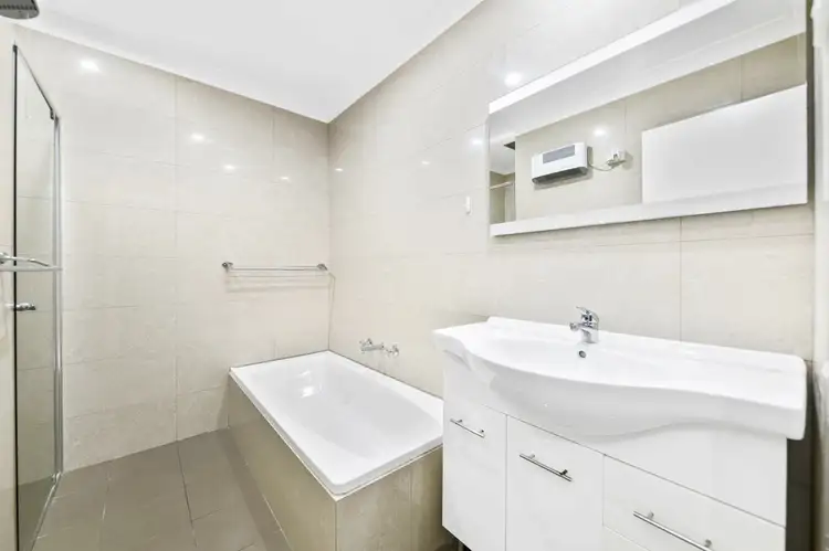 Sixth view of Homely unit listing, UNIT 9/192-200 Vimiera Road, Marsfield NSW 2122