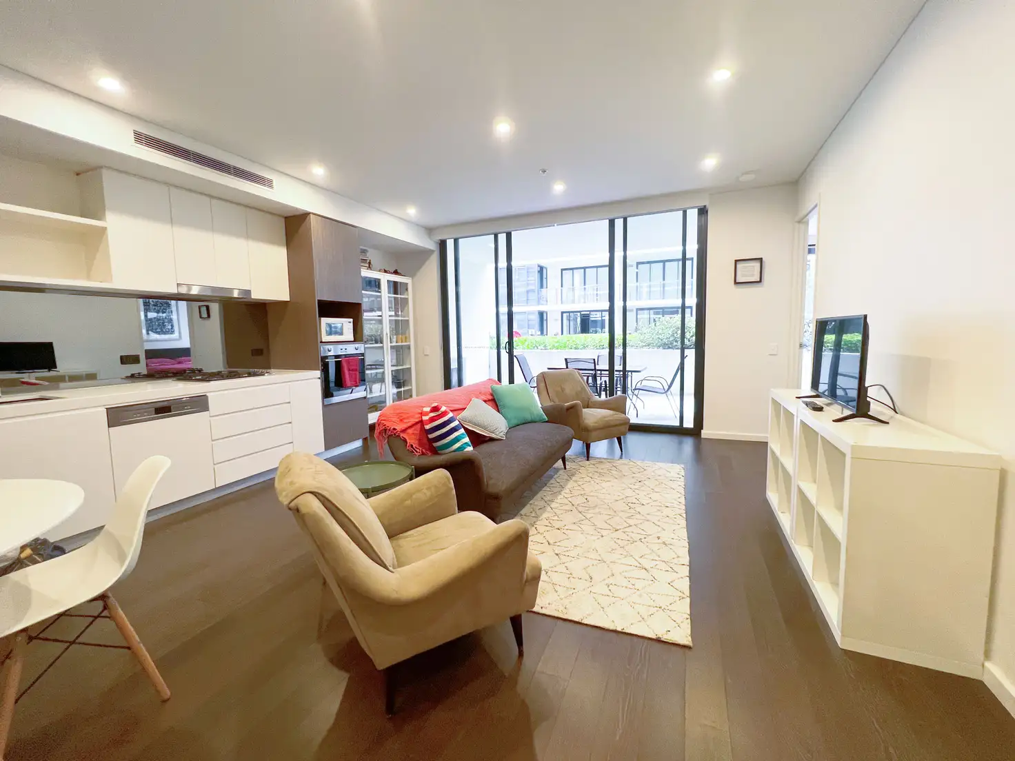 Main view of Homely unit listing, UNIT 406/7-9 KENT ROAD, Mascot NSW 2020