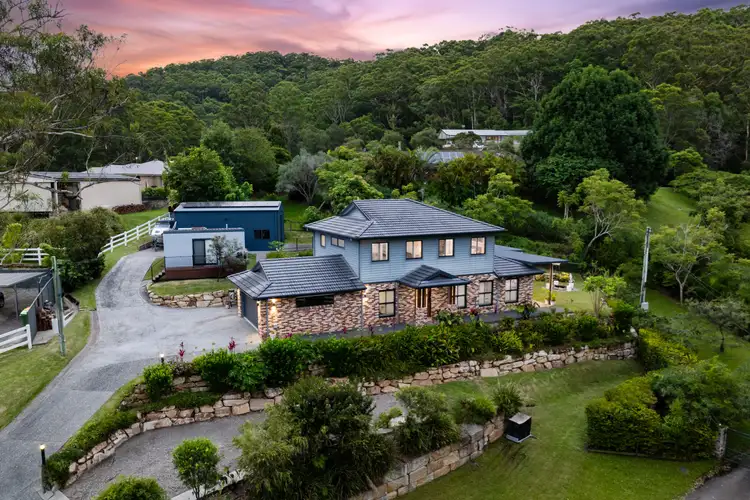 2/2 Yarraman Place, Tallebudgera Valley QLD 4228
