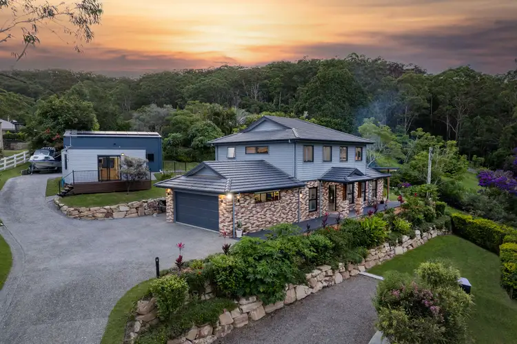 2/2 Yarraman Place, Tallebudgera Valley QLD 4228