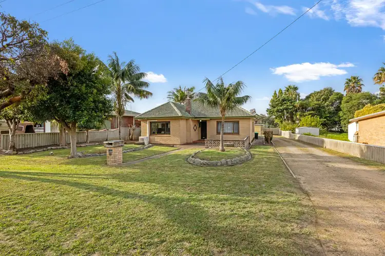 13 Edward Street, Yakamia WA 6330