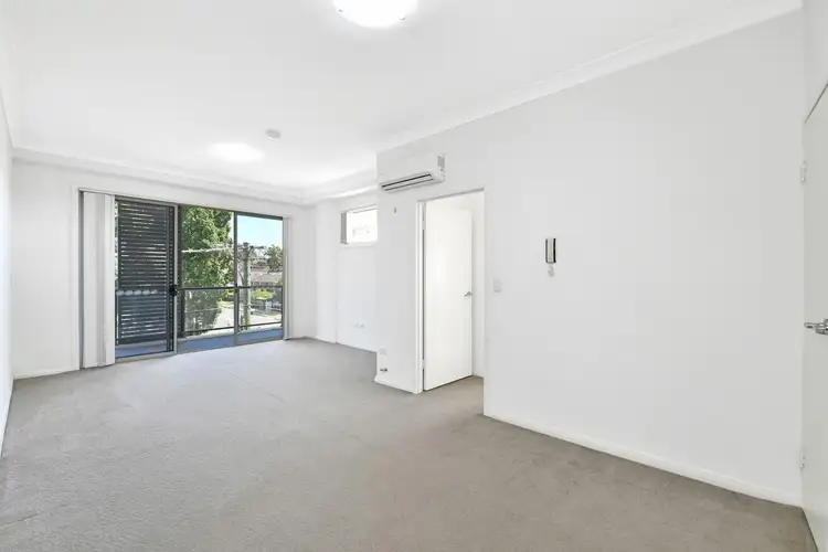 202/42 Macarthur Street, Parramatta NSW 2150