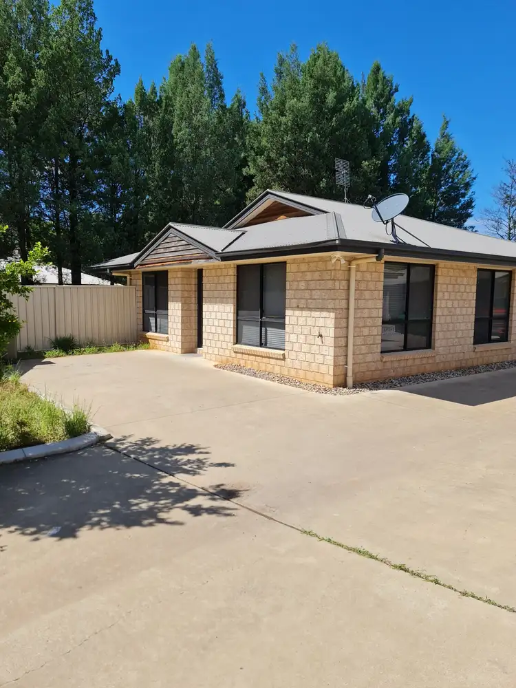 Main view of Homely unit listing, UNIT 2/10 Davidson Court, Chinchilla QLD 4413