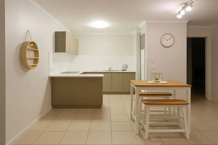 Seventh view of Homely unit listing, U2/335 Lake Street, Cairns North QLD 4870