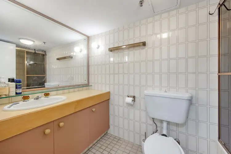 Sixth view of Homely unit listing, UNIT 9/3554 Main Beach Parade, Main Beach QLD 4217