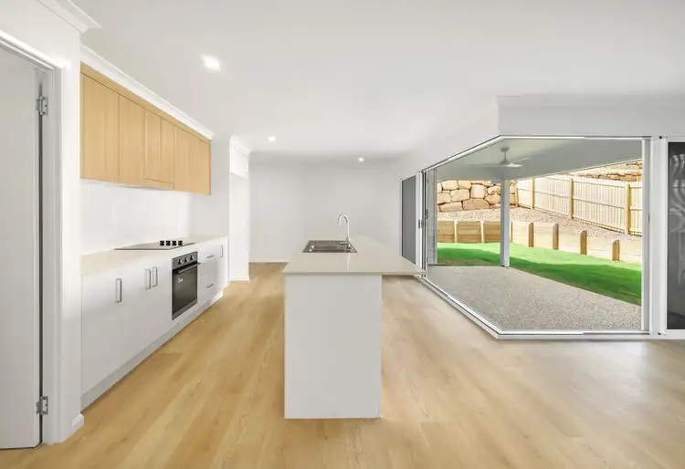 Second view of Homely house listing, 19 Cape Manifold Avenue, Pacific Heights QLD 4703