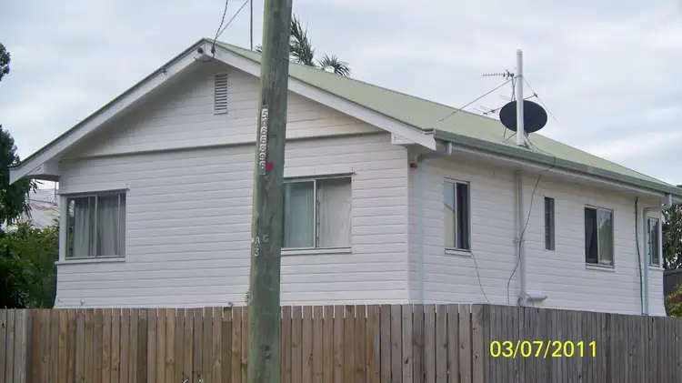 16 Magazine Street, Stratford QLD 4870