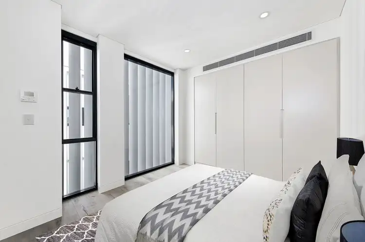 Second view of Homely unit listing, 401/152 Military Road, Neutral Bay NSW 2089