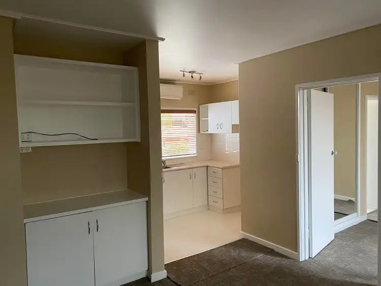 Second view of Homely flat listing, UNIT 7/37 MYRNONG CRESCENT, Ascot Vale VIC 3032