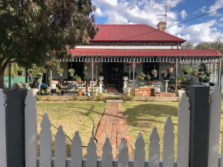 92 Moore Street, Ararat VIC 3377