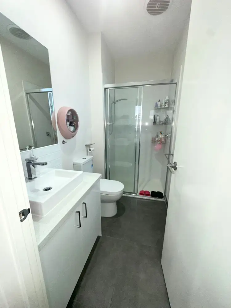 Fifth view of Homely unit listing, 1/12 Geoffrey Street, Thomastown VIC 3074
