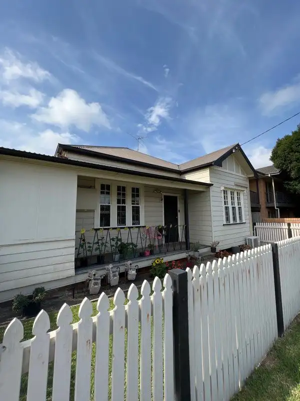 UNIT 1/1 CORONA STREET, Mayfield NSW 2304