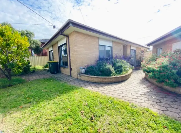 Second view of Homely house listing, 31 Winamurra Crescent, Thomastown VIC 3074