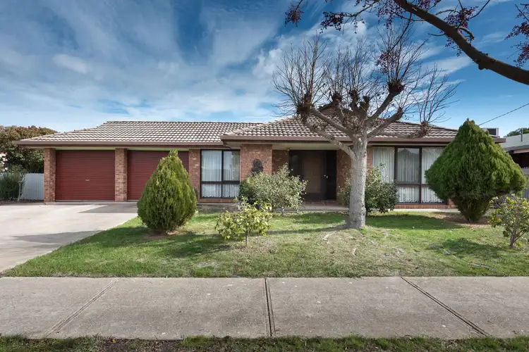 Main view of Homely house listing, 6 Windsor Crescent, Horsham VIC 3400